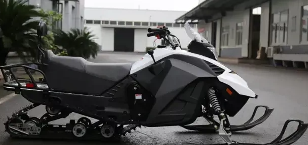 Снегоход ULAR 220 в Арзамасе