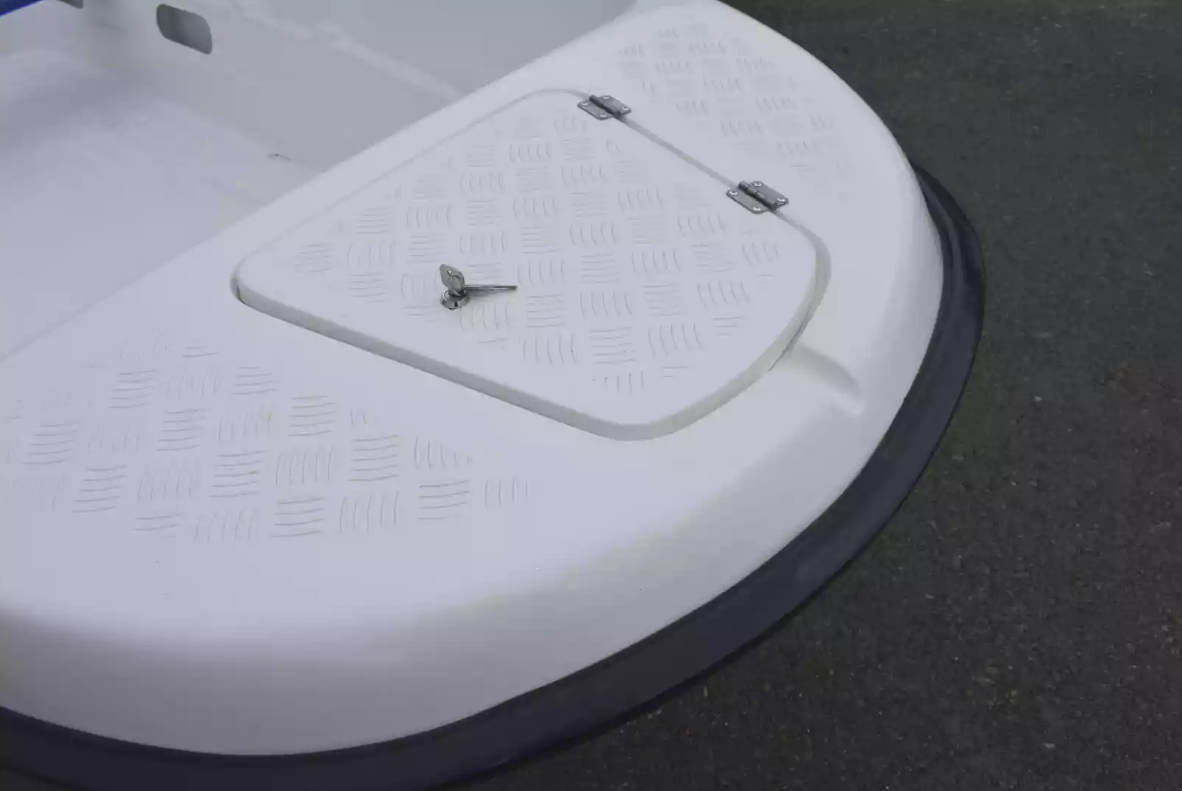 Стеклопластиковая лодка Пингвин New (тримаран) в Арзамасе