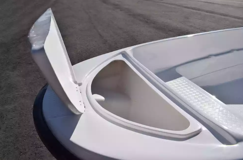 Стеклопластиковая лодка Пингвин (тримаран) в Арзамасе