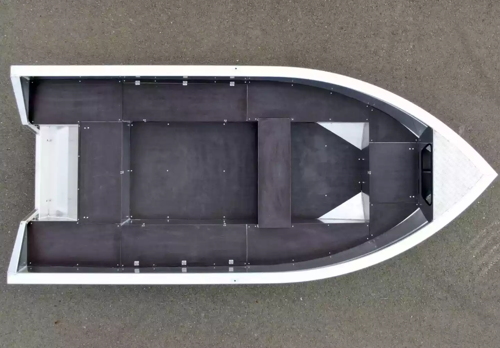 Алюминиевая лодка  Неман-420 в Арзамасе