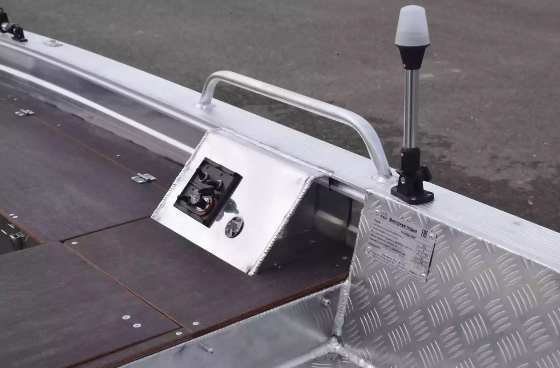 Алюминиевая лодка Wyatboat-390РМ в Арзамасе