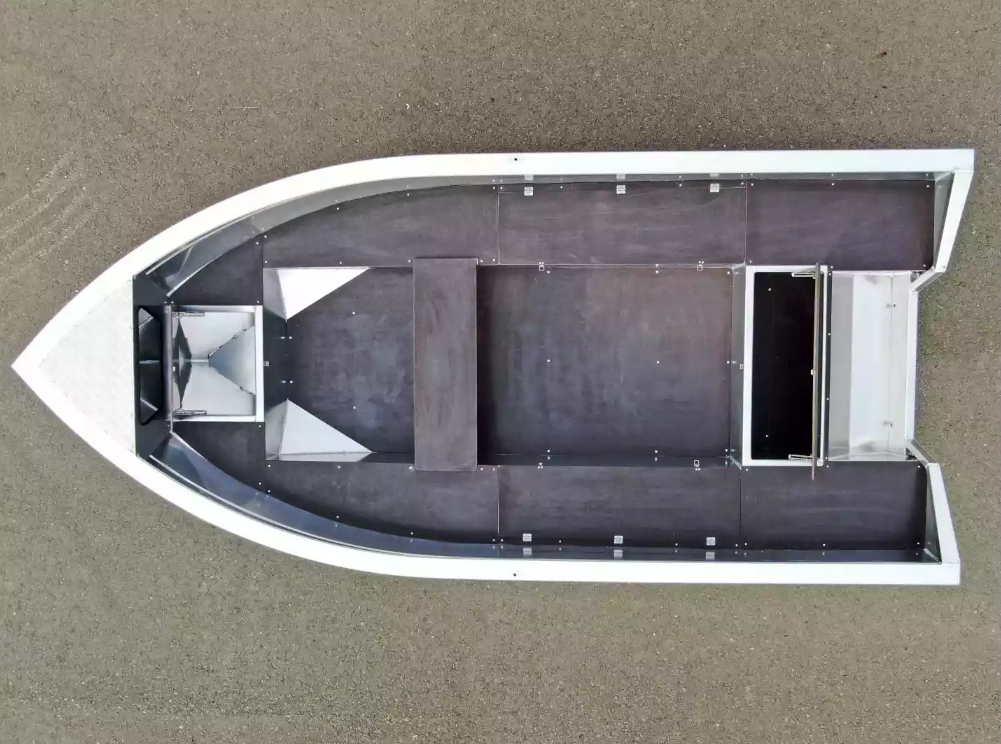 Алюминиевая лодка  Неман-420 в Арзамасе