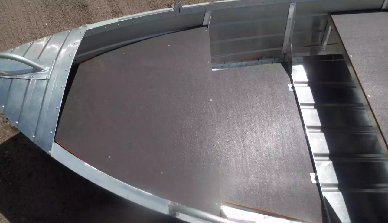 Алюминиевая лодка Вятка-Профи 32 в Арзамасе