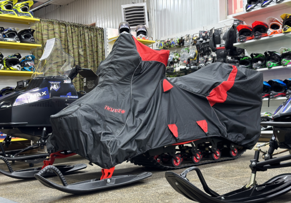 Чехол транспорт. снегохода IKUDZO HUNTER черно-красный Оксфорд ПРЕМИУМ качества с лого IKUDZO в Арзамасе