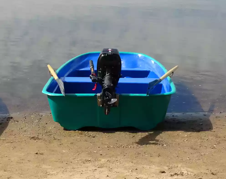 Стеклопластиковая лодка Старт (тримаран) в Арзамасе