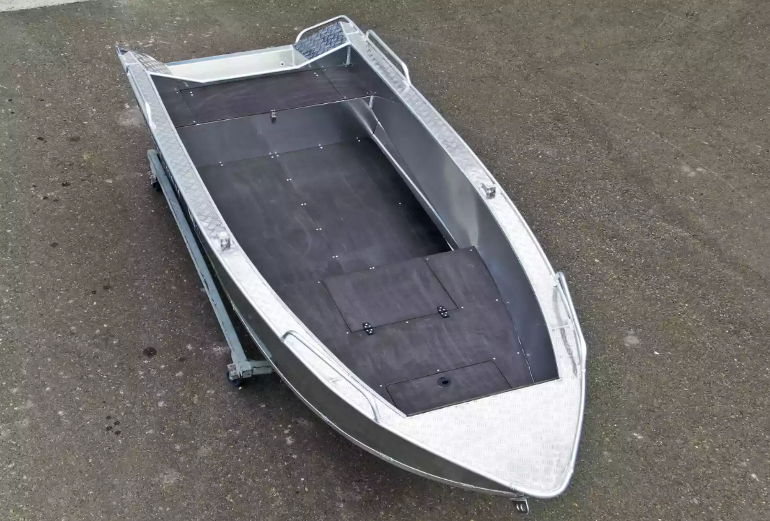 Алюминиевая лодка  Wyatboat-430М FISH в Арзамасе