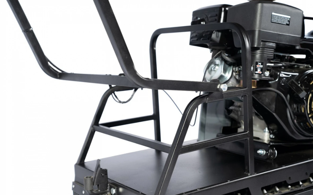 Мотобуксировщик БУРЛАК-M2 LFK 20 л.с. Промысловик в Арзамасе