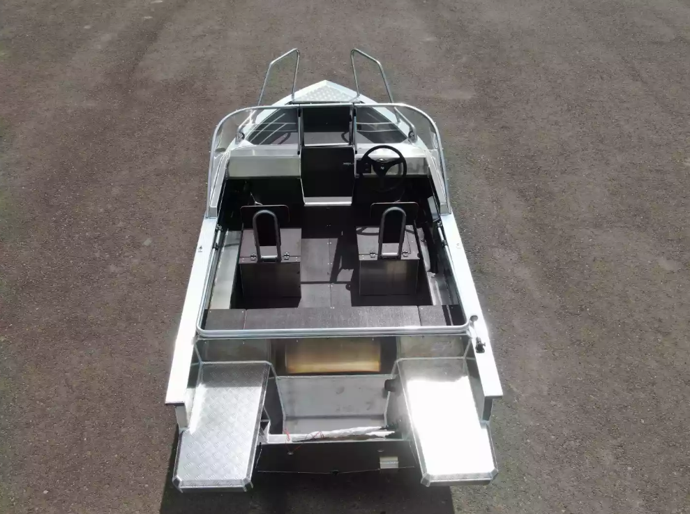 Алюминиевая лодка  Неман-400 DCM NEW в Арзамасе