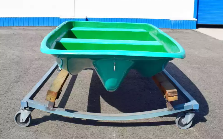 Стеклопластиковая лодка Старт (тримаран) в Арзамасе