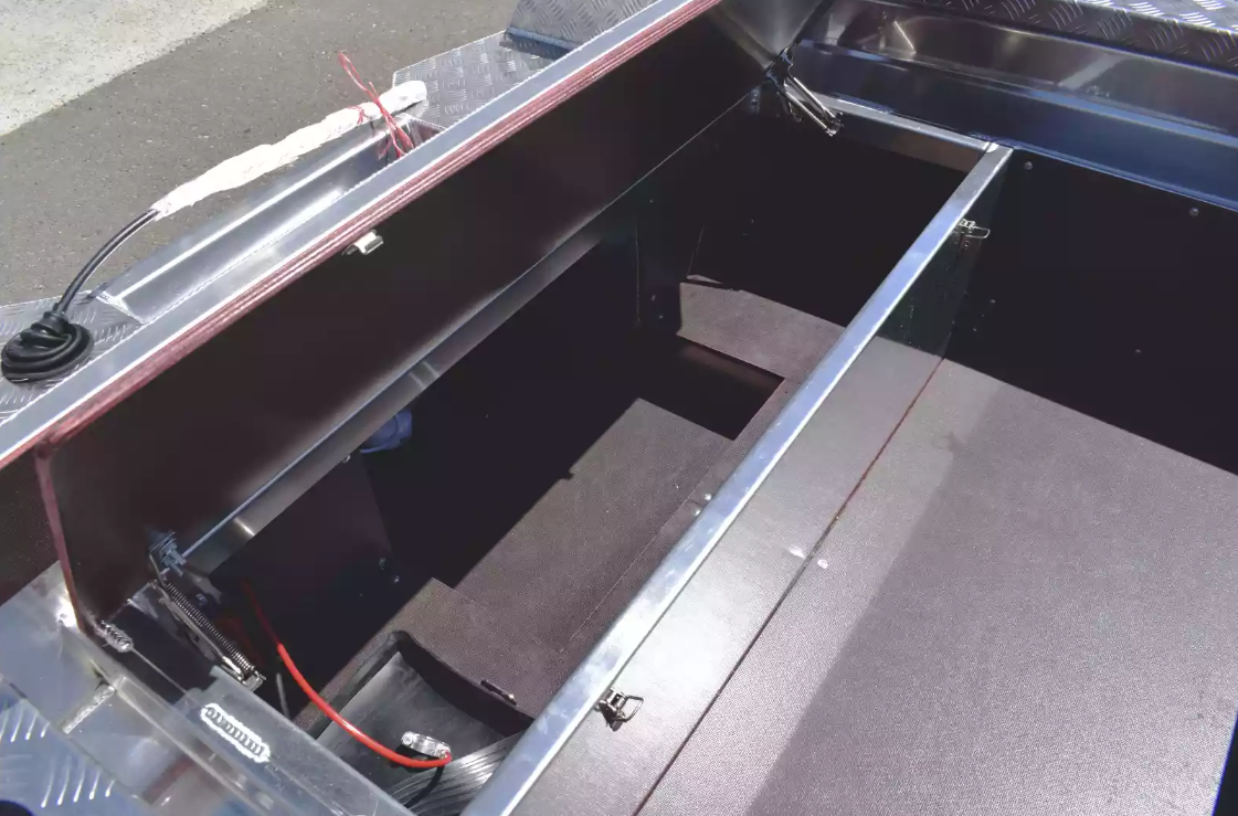 Алюминиевая лодка Wyatboat-390 DCM в Арзамасе