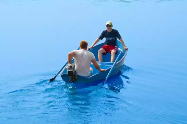 Стеклопластиковая лодка Омуль в Арзамасе