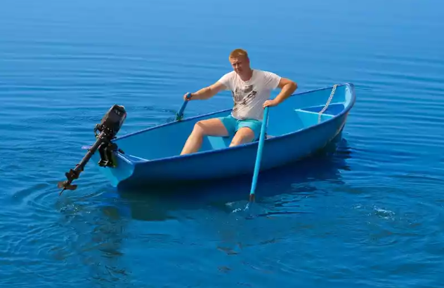 Стеклопластиковая лодка Омуль в Арзамасе