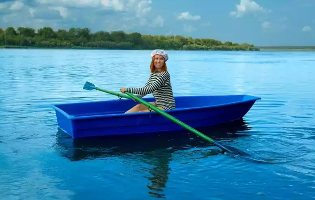 Стеклопластиковая лодка Малютка в Арзамасе