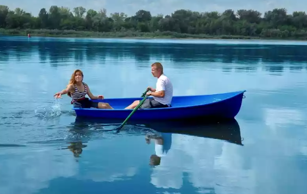 Стеклопластиковая лодка Дельфин в Арзамасе