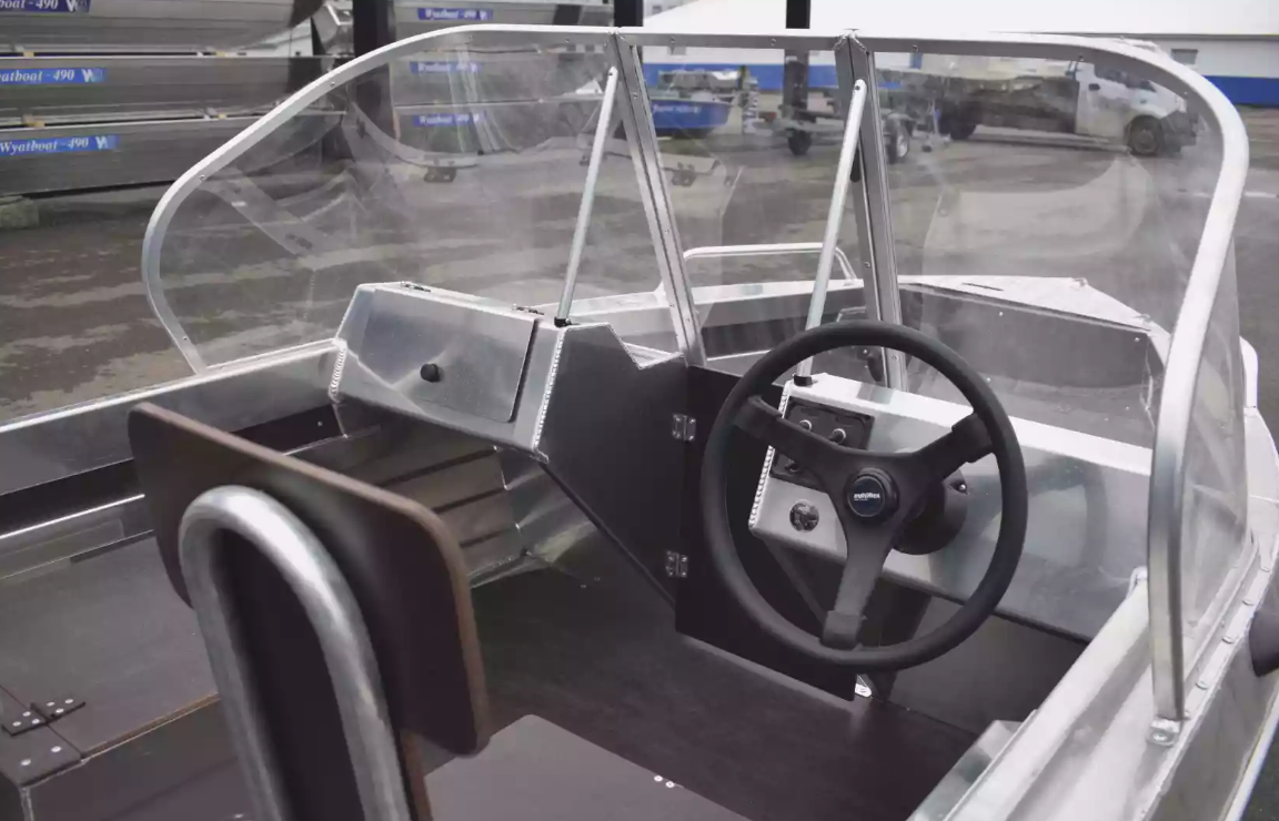 Алюминиевая лодка  Neman-400 DC в Арзамасе