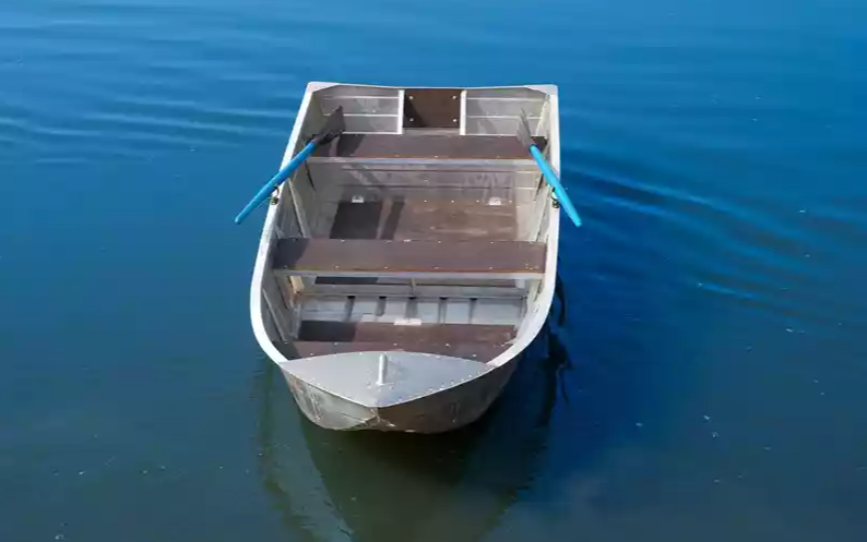 Алюминиевая лодка Вятка-Профи 37 в Арзамасе