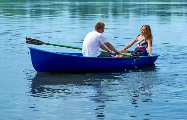 Стеклопластиковая лодка Дельфин в Арзамасе