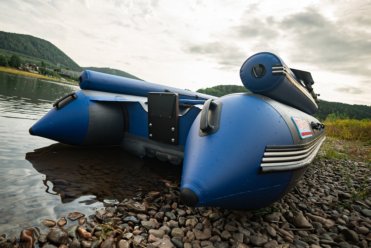 Лодка MISHIMO RIVER FJET PRO 400 под водомет в Арзамасе