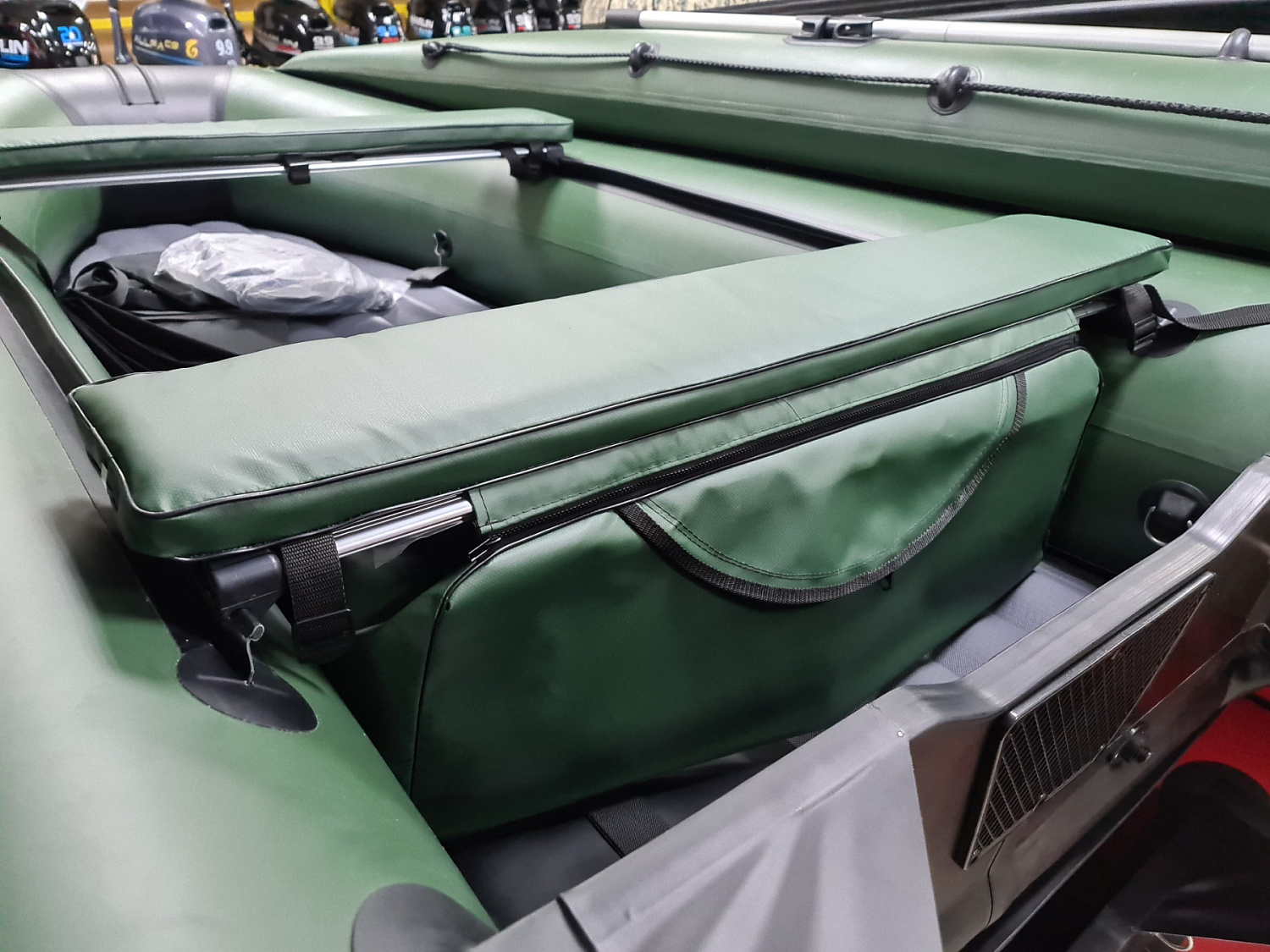 КОМПЛЕКТ МЯГКИХ НАКЛАДОК С СУМКОЙ ДЛЯ ЛОДОК 90Х20 ЗЕЛЕНЫЙ в Арзамасе