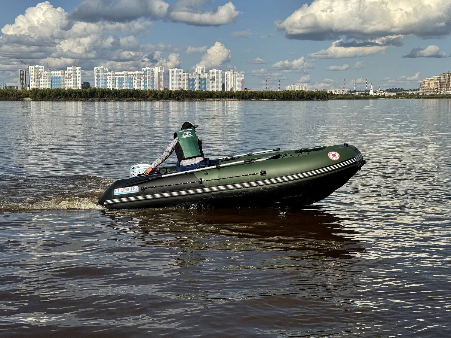 Лодка MISHIMO BIG FLOOR 400 в Арзамасе