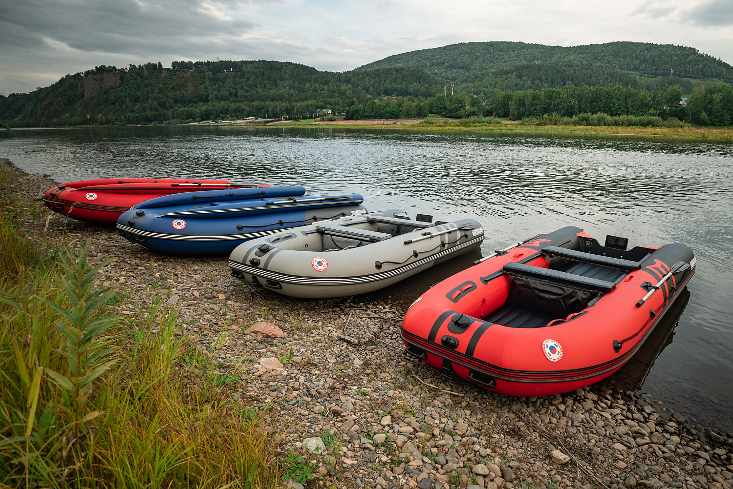 Лодка MISHIMO RIVER FJET PRO 400 под водомет в Арзамасе