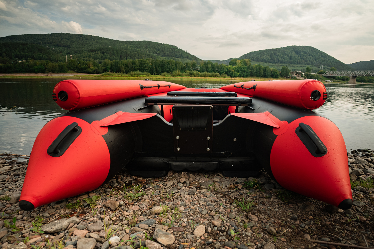 Лодка MISHIMO RIVER FJET PRO 400 под водомет в Арзамасе