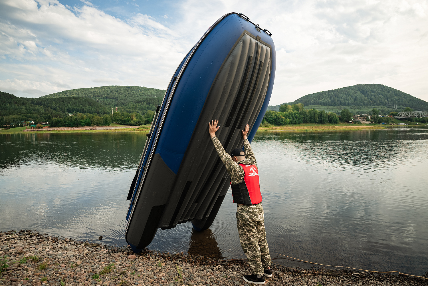 Лодка MISHIMO RIVER FJET PRO 400 под водомет в Арзамасе