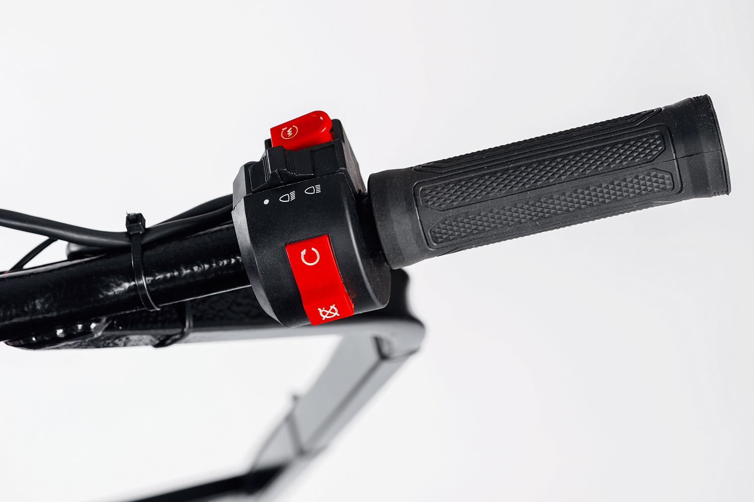 МОТОБУКСИРОВЩИК IKUDZO LONG 2.0 1700/500 EKR20 в Арзамасе