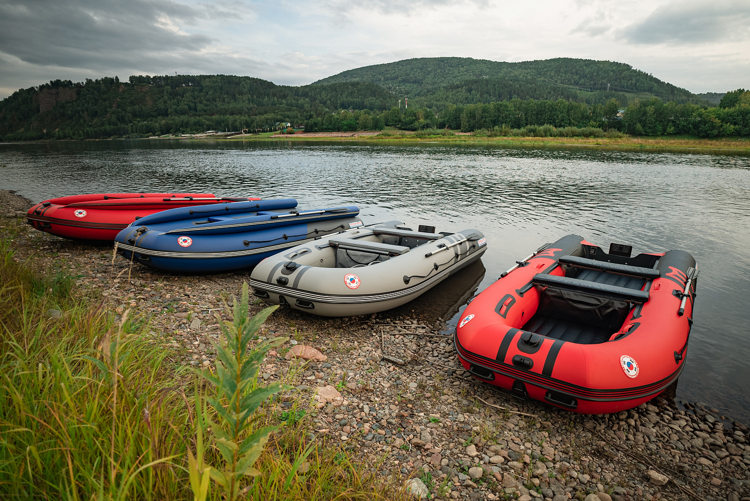 Лодка MISHIMO RIVER FJET PRO 400 под водомет в Арзамасе